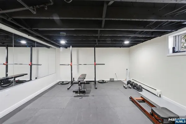 $999,000 | 12 Chestnut Street, Cresskill, NJ 07626