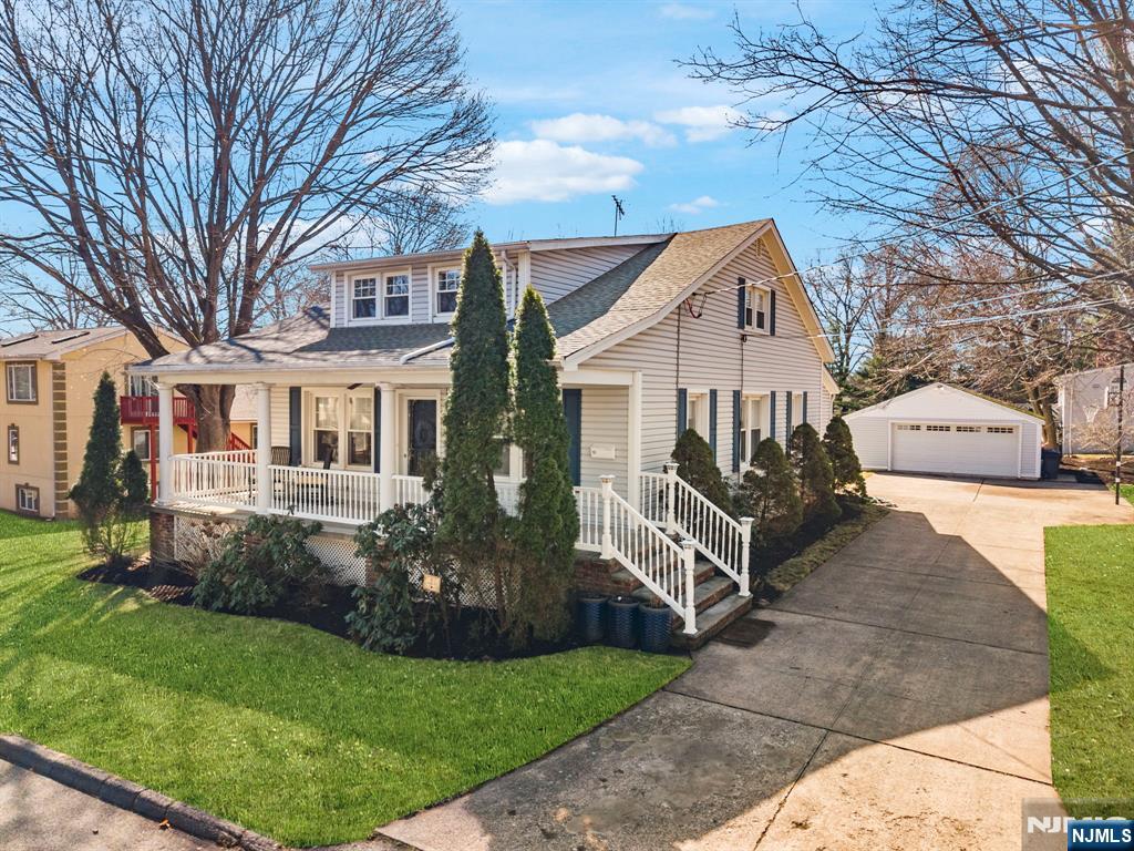 12 Chestnut Street Cresskill, NJ 07626 - Photo 36 of 48