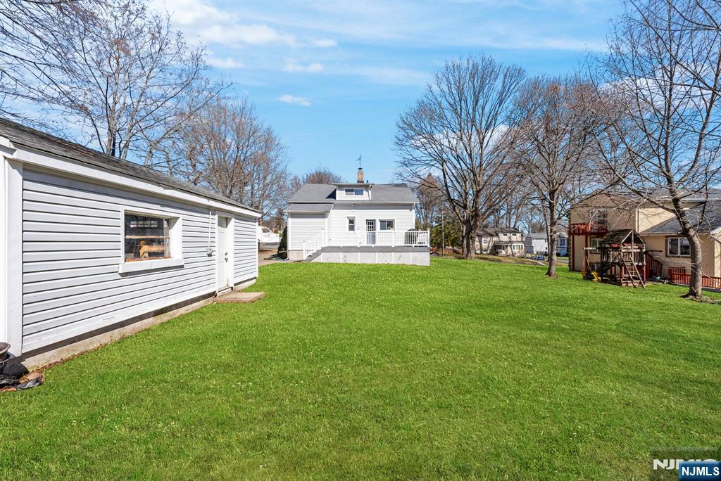 12 Chestnut Street Cresskill, NJ 07626 - Photo 40 of 48