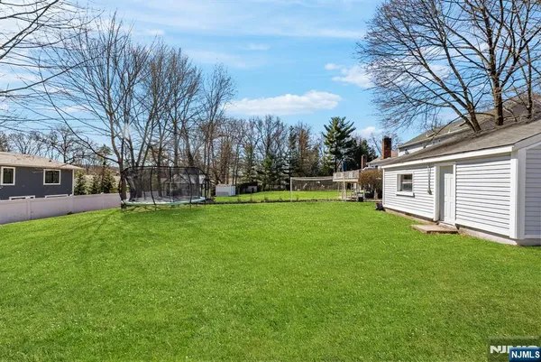 $999,000 | 12 Chestnut Street, Cresskill, NJ 07626