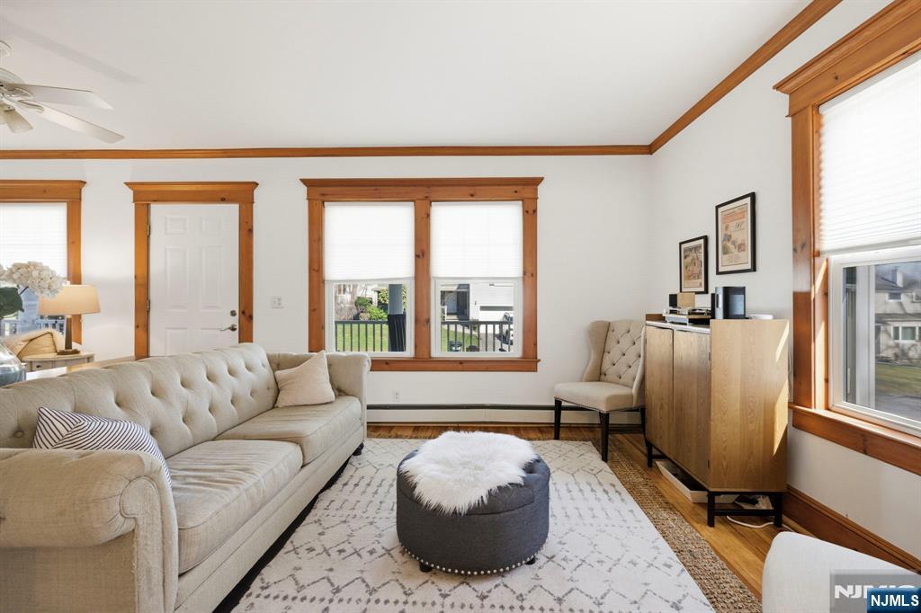 12 Chestnut Street Cresskill, NJ 07626 - Photo 6 of 48