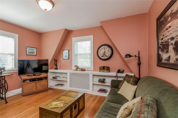 22 Columbia Road Marblehead, MA 01945 - Photo 13 of 30 Gallery Image 13