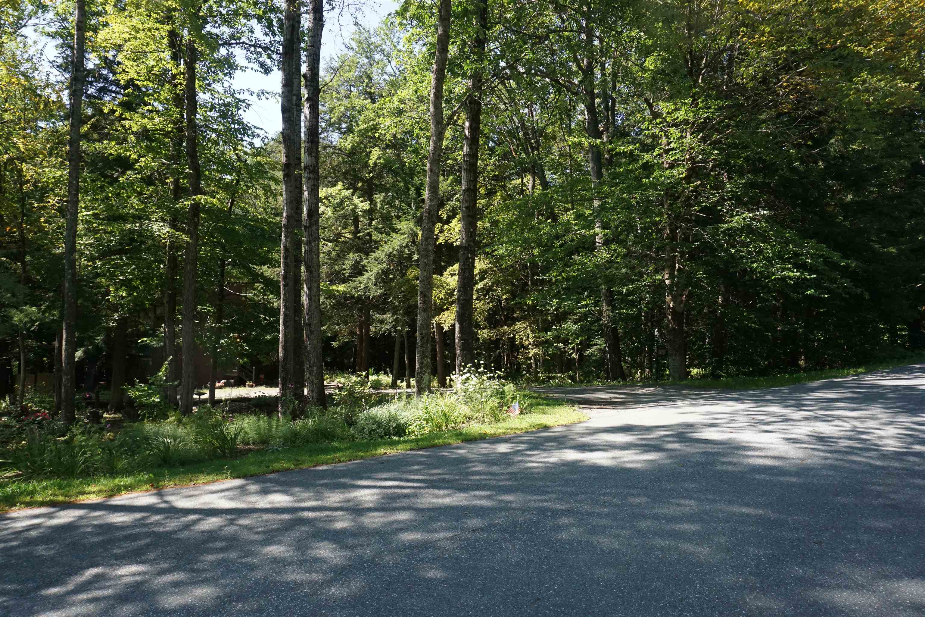 1126 Wheelock Road Hartford, VT 05059 - Photo 15 of 42 Gallery Image 15