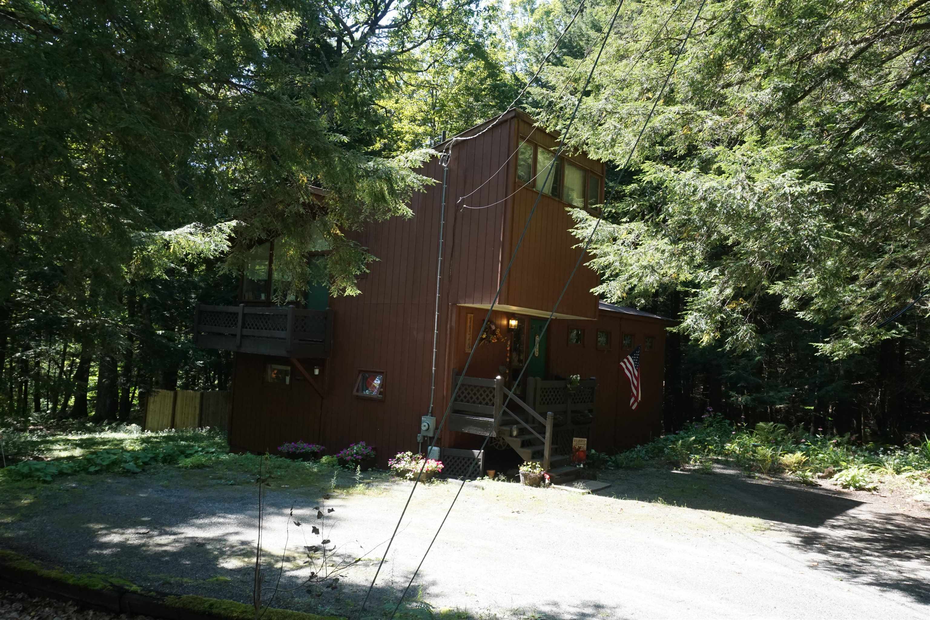 1126 Wheelock Road Hartford, VT 05059 - Photo 17 of 42 Gallery Image 17