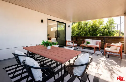 $1,495,000 | 6075 Hargis Street, Los Angeles, CA 90034