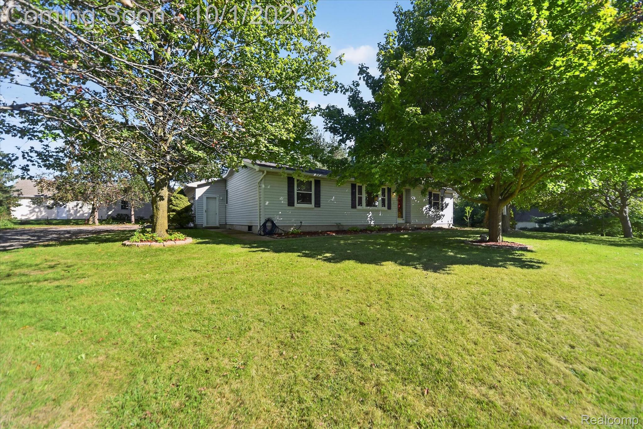 5212 North Fowlerville Road Fowlerville, MI 48836 - Photo 2 of 40 02-5212-N-Fowlerville-Rd-Fowlerville-WindowStill.jpg