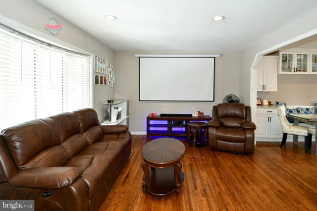 $739,000 | 6819 Lavant Drive, Springfield, VA 22152