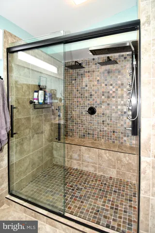 $739,000 | 6819 Lavant Drive, Springfield, VA 22152