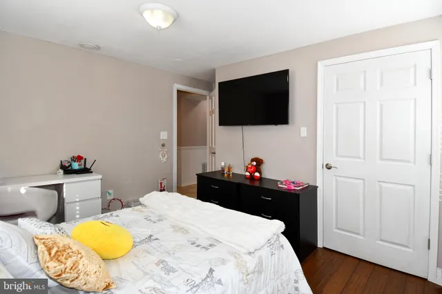 $739,000 | 6819 Lavant Drive, Springfield, VA 22152