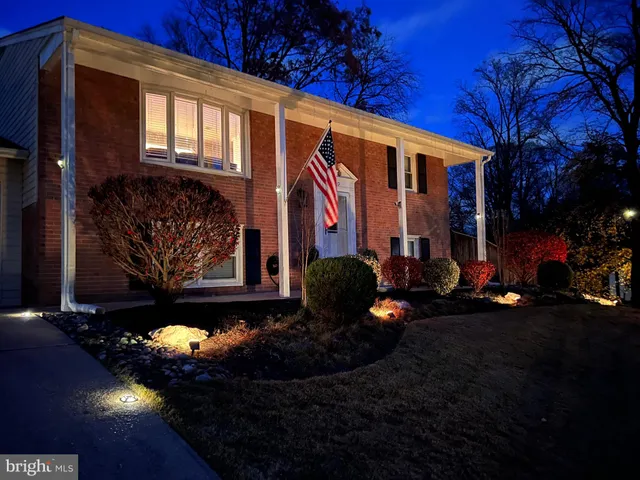 $739,000 | 6819 Lavant Drive, Springfield, VA 22152