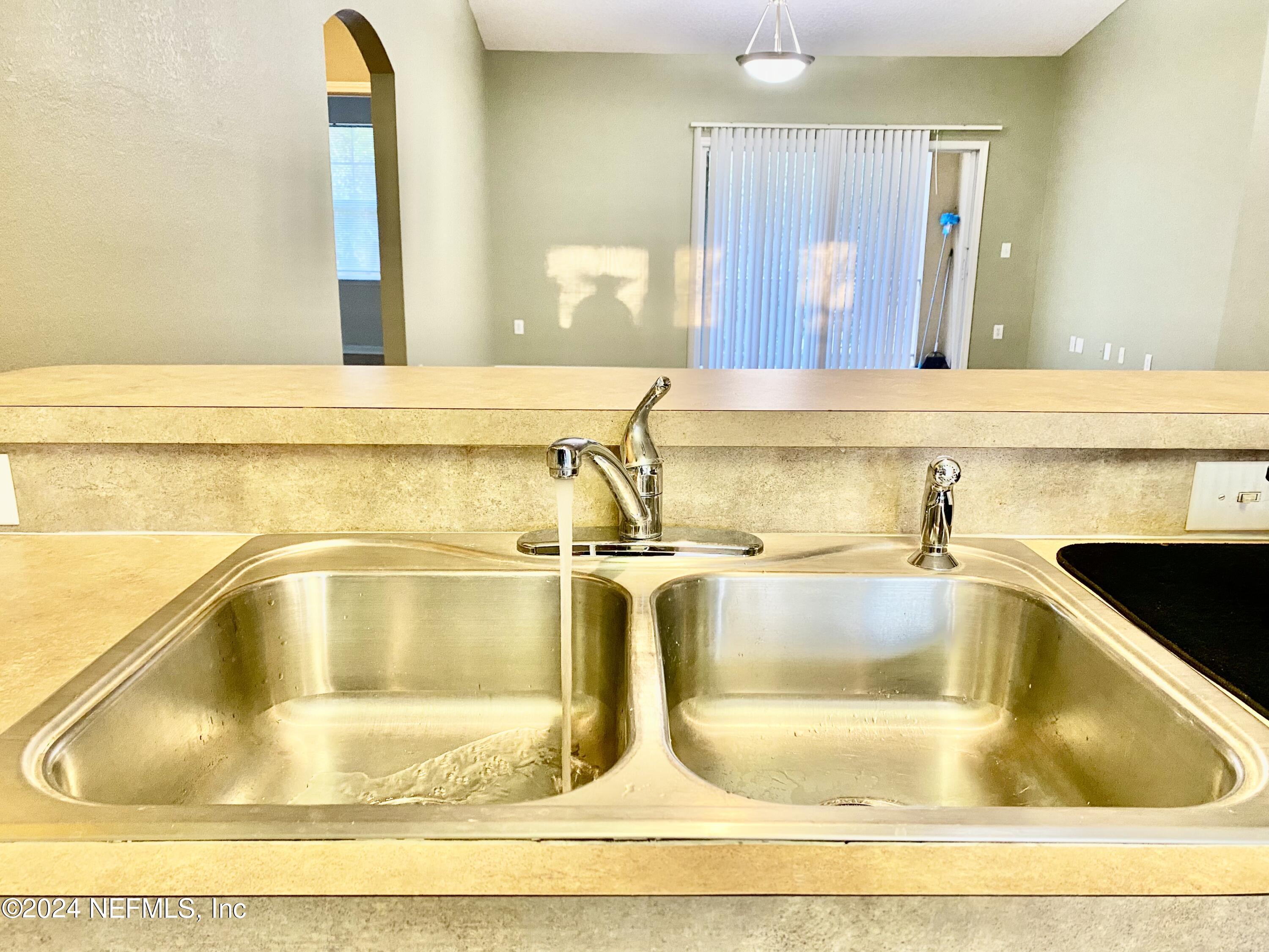 5663 Greenland Road, Unit 304 Jacksonville, FL 32258 - Photo 9 of 26 IMG_2694