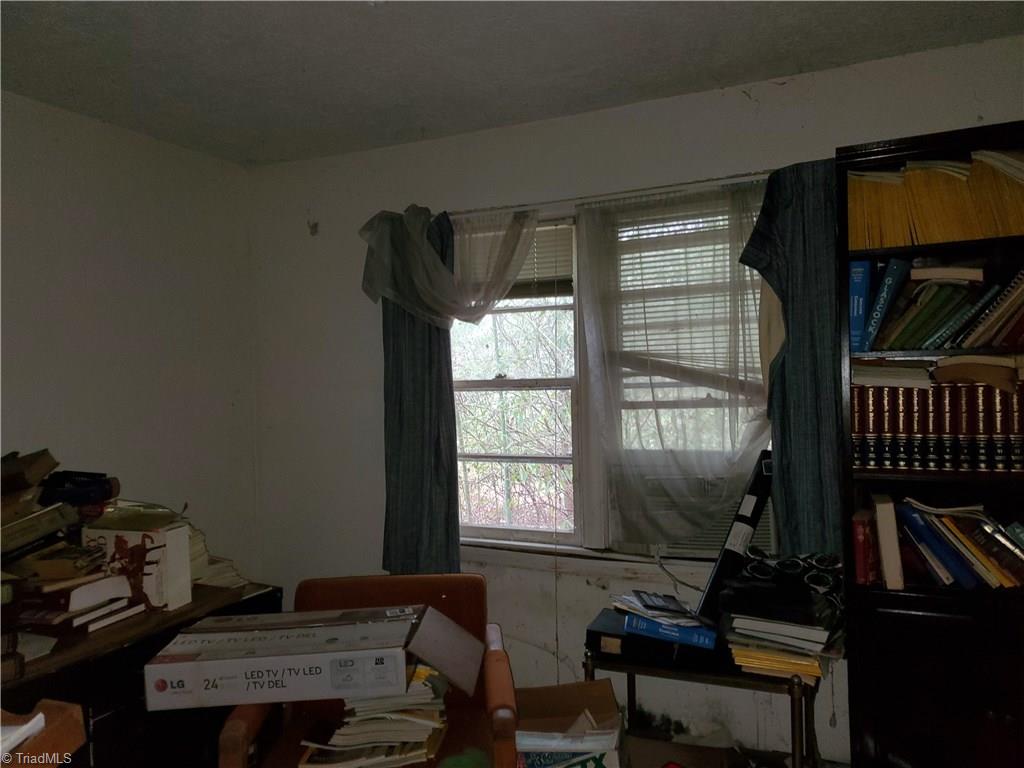 7310 Alcorn Road Greensboro, NC 27409 - Photo 2 of 14