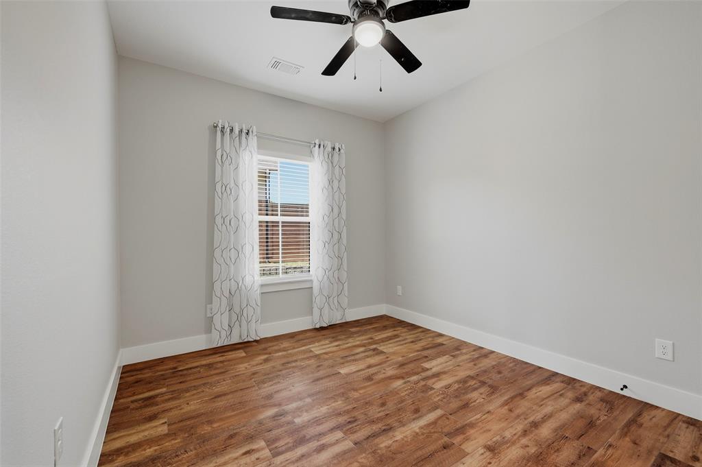4919 Dry Creek Road Sherman, TX 75092 - Photo 24 of 39