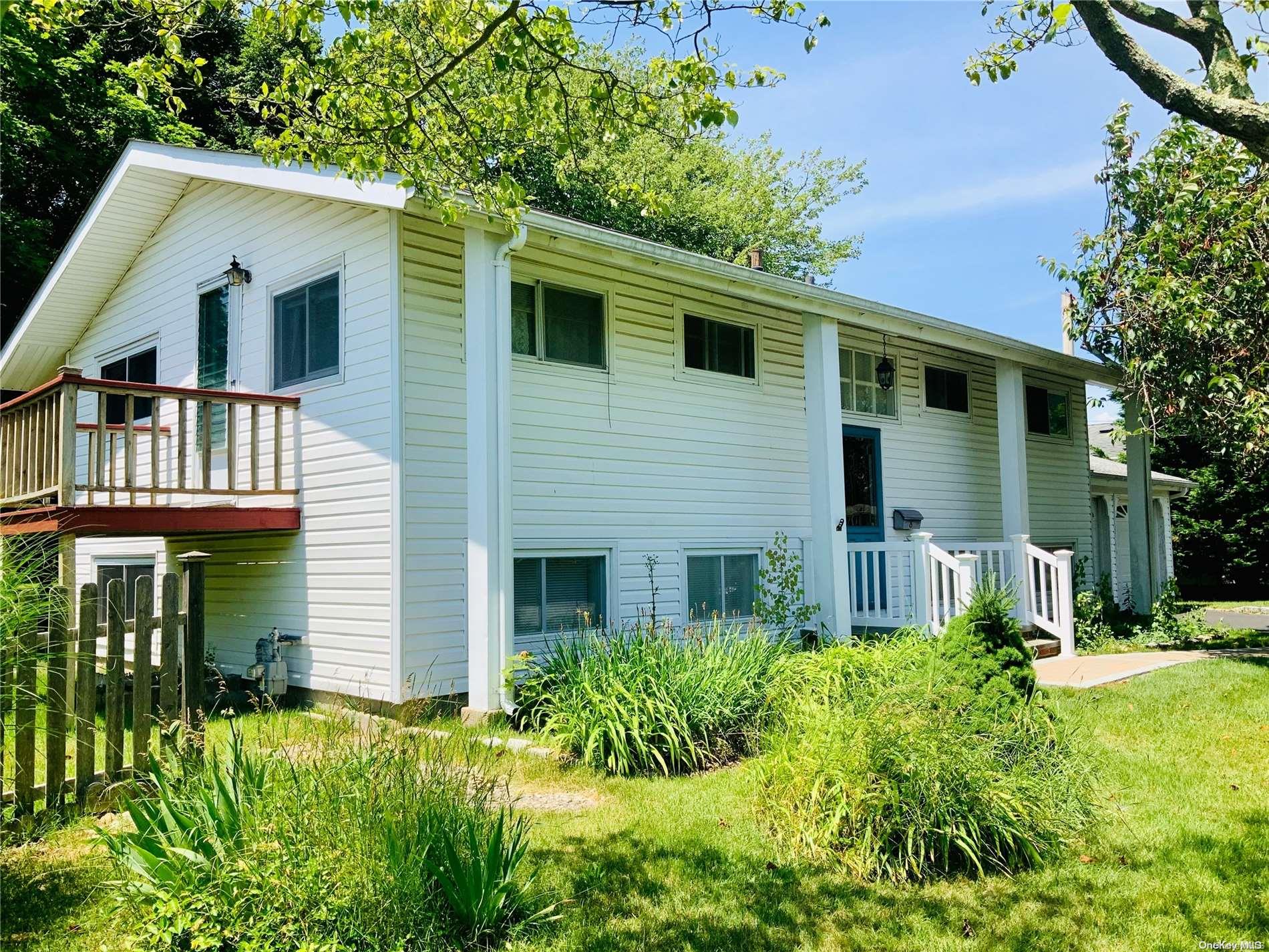 8 Amboy Road Oakdale, NY 11769 - Photo 1 of 1 Gallery Image 1