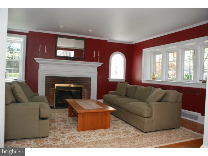 36 Cedarbrook Road Ardmore, PA 19003 - Photo 3 of 23 Living Room