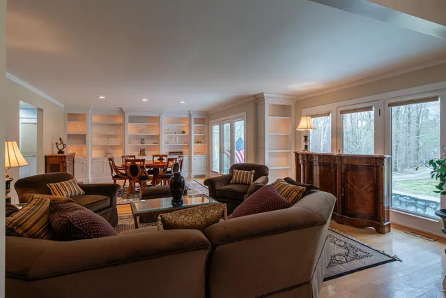 $815,000 | 262 Powder-Horn Road, Manchester, VT 05255