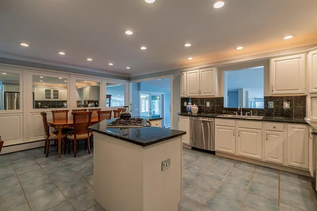 $815,000 | 262 Powder-Horn Road, Manchester, VT 05255