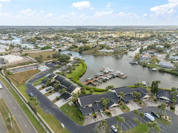 $2,200 | 634 Yardarm Drive, Apollo Beach, FL 33572