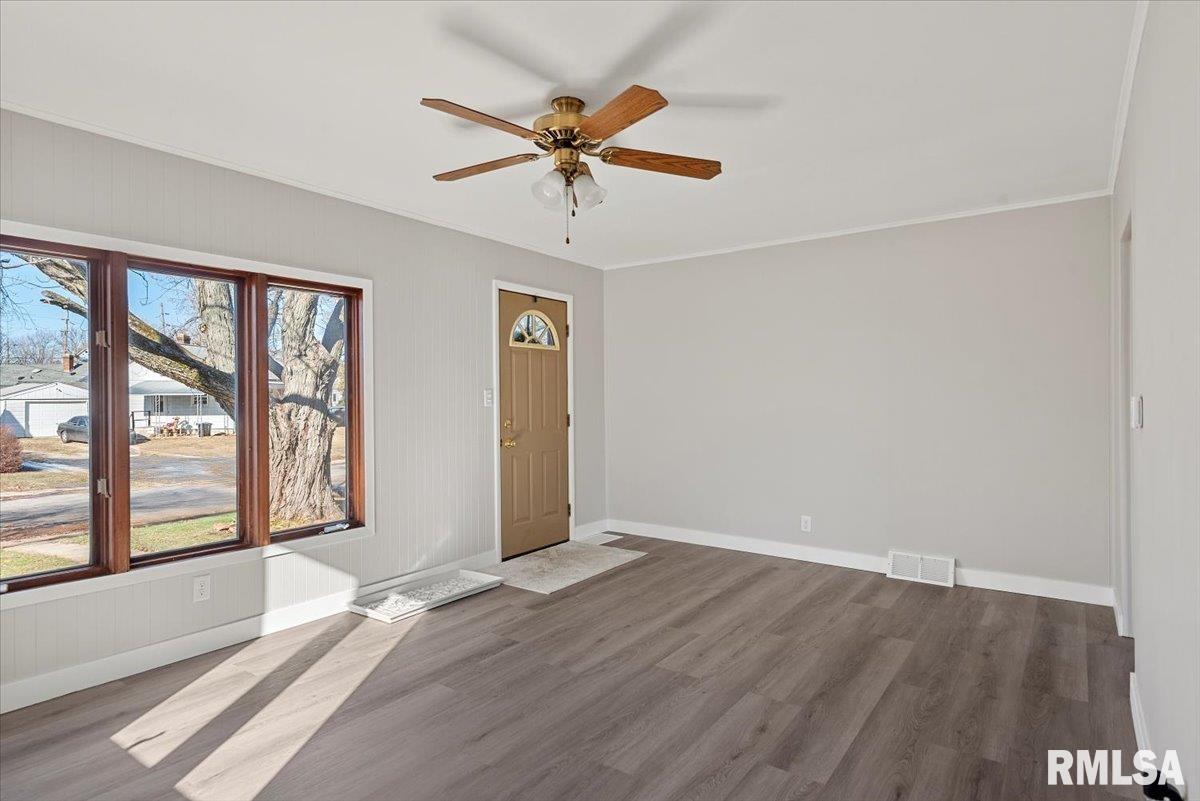 49 Ruth Court Springfield, IL 62704 - Photo 5 of 26