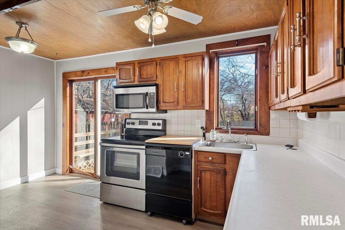 49 Ruth Court Springfield, IL 62704 - Photo 10 of 26