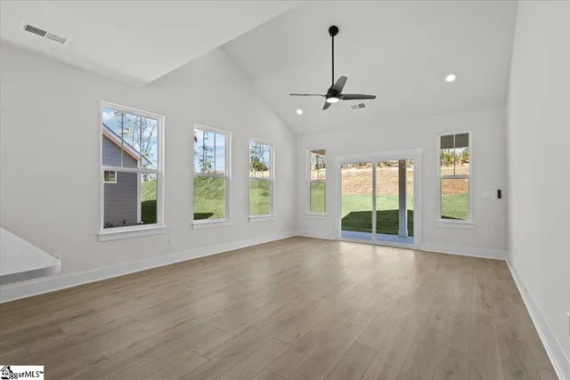 $304,990 | 976 Diane Lane, Moore, SC 29369