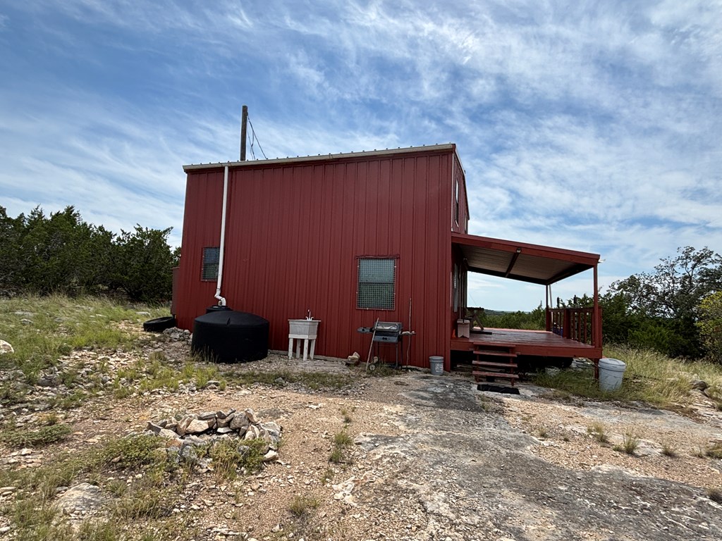 667 Other Rocksprings, TX 78880 - Photo 14 of 30