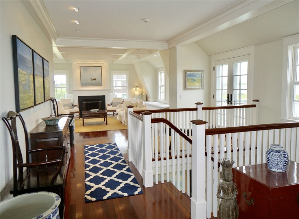 1 Kempton Place Little Compton, RI 02837 - Photo 4 of 20 Looking from kitchen/dining area in to the living room