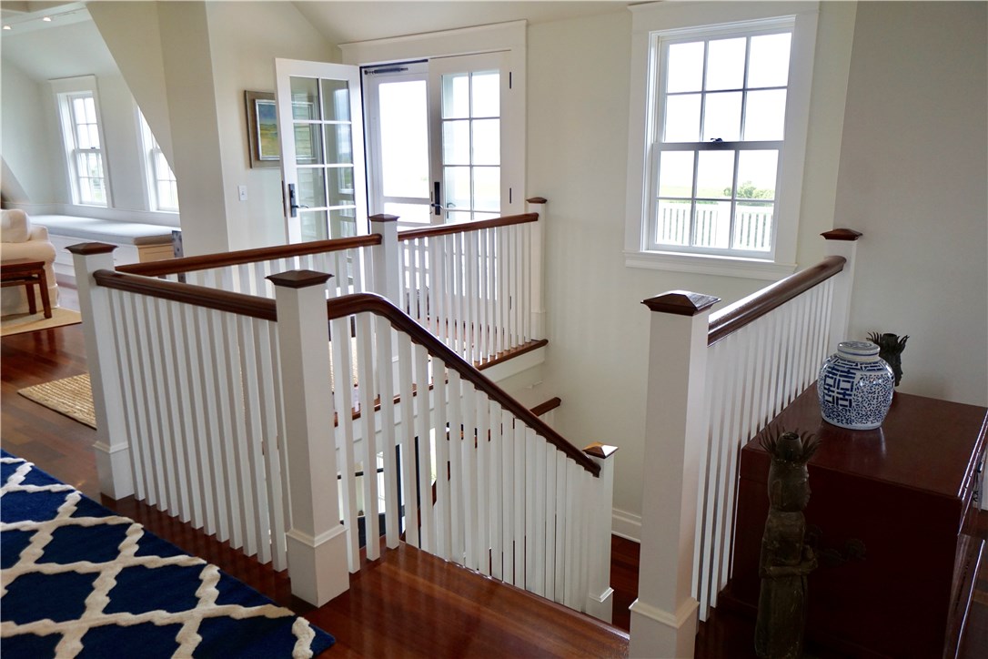 1 Kempton Place Little Compton, RI 02837 - Photo 9 of 20 Staircase
