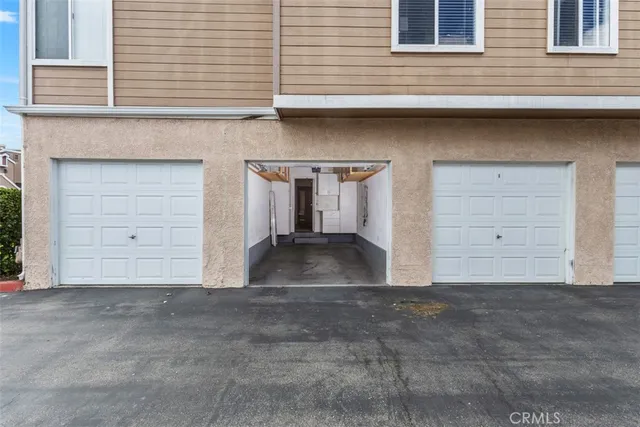 $595,000 | 10393 East Briar Oaks Drive, Unit D, Stanton, CA 90680