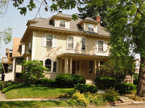 36 Whitman Road Worcester, MA 01609 - Photo 3 of 27 Gallery Image 3