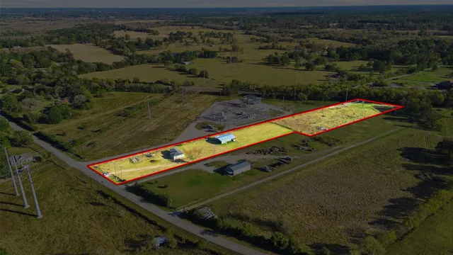 $475,000 | 26865 Old Highway 105 West, Montgomery, TX 77316