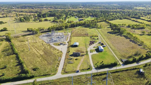 $475,000 | 26865 Old Highway 105 West, Montgomery, TX 77316