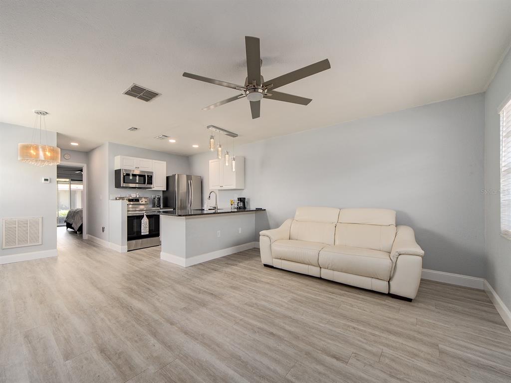 2476 Enterprise Road, Unit 1 Clearwater, FL 33763 - Photo 5 of 25