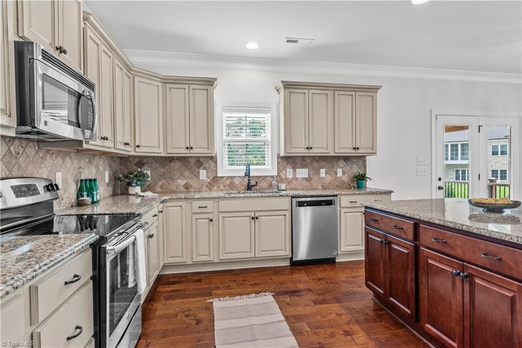 8248 Arbor Ridge Lane Clemmons, NC 27012 - Photo 4 of 39 Gallery Image 4