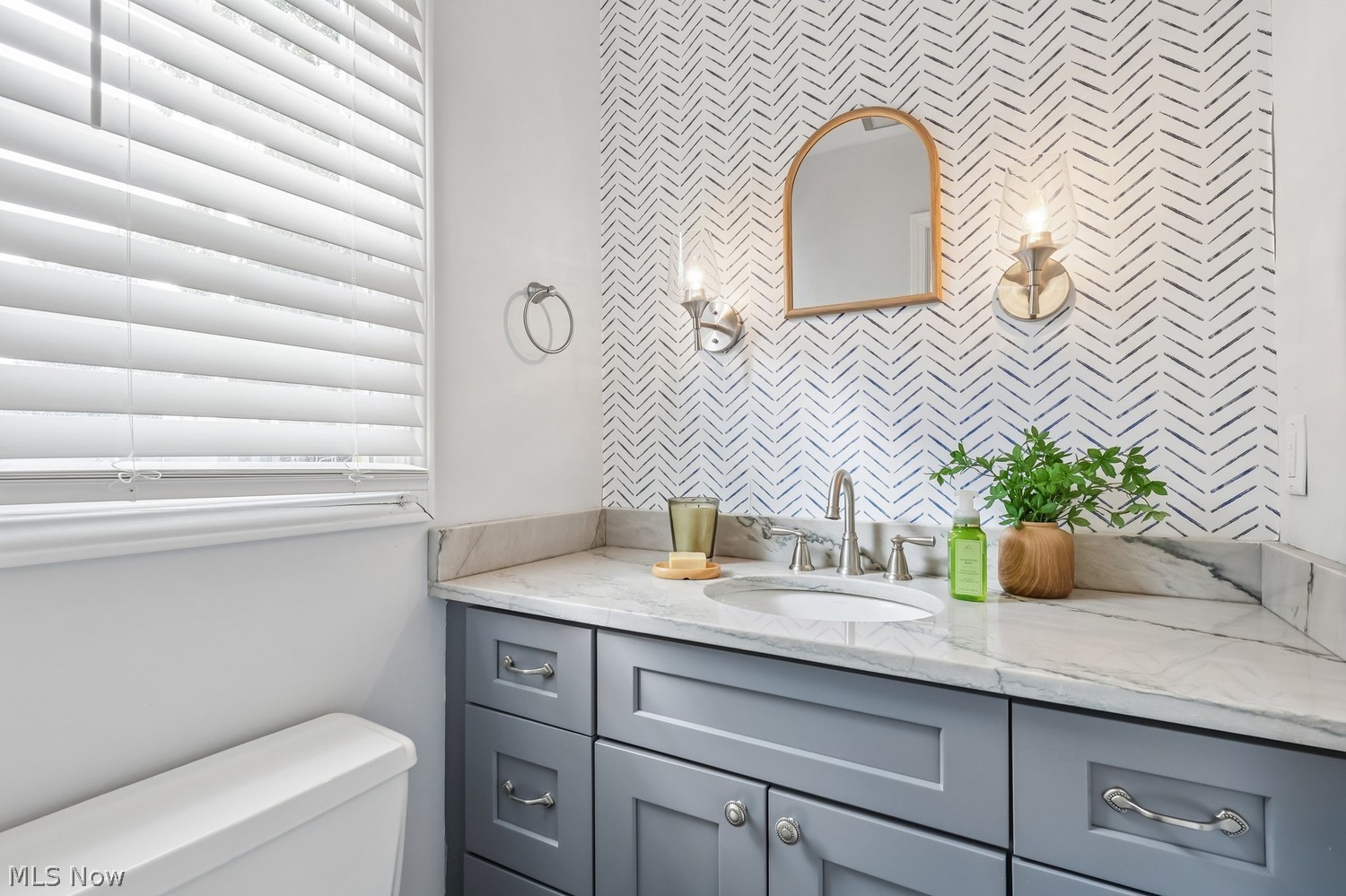 28412 Knickerbocker Road Bay Village, OH 44140 - Photo 17 of 50 Gallery Image 17