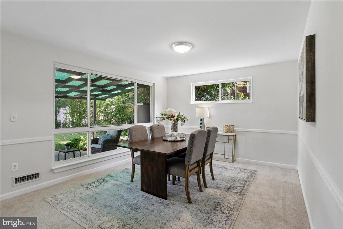3515 Kayson Street Silver Spring, MD 20906 - Photo 16 of 49 Dining Room or Family Room View
