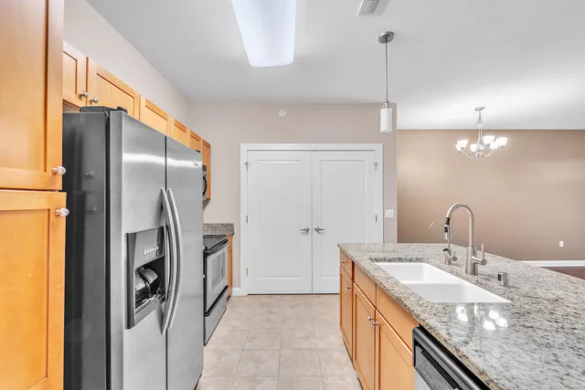 $179,900 | 141 Main Street, Unit 420, Racine, WI 53403