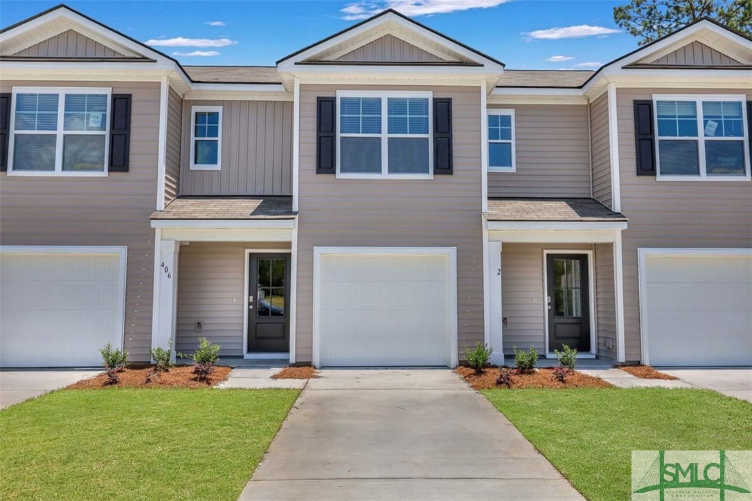 . Pictures, photographs, colors, features and size