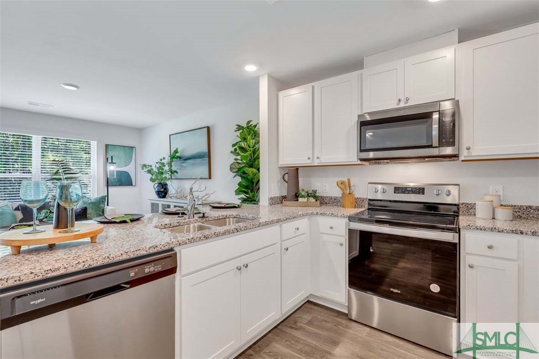 187 Coneflower Road Bloomingdale, GA 31302 - Photo 10 of 39 . Pictures, photographs, colors, features and size