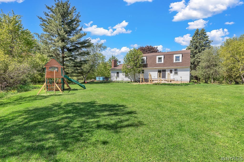 8061 Cole Road Boston, NY 14033 - Photo 5 of 49