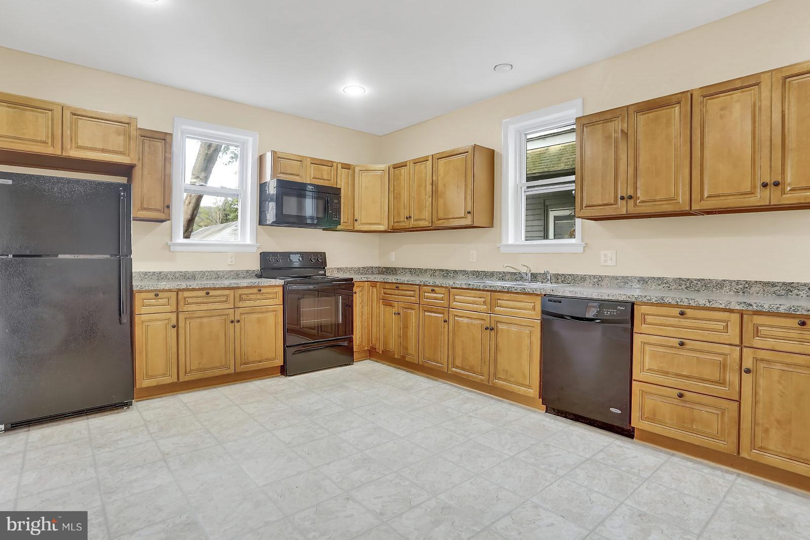 140 Lucknow Road Harrisburg, PA 17110 - Photo 8 of 25 Gallery Image 8