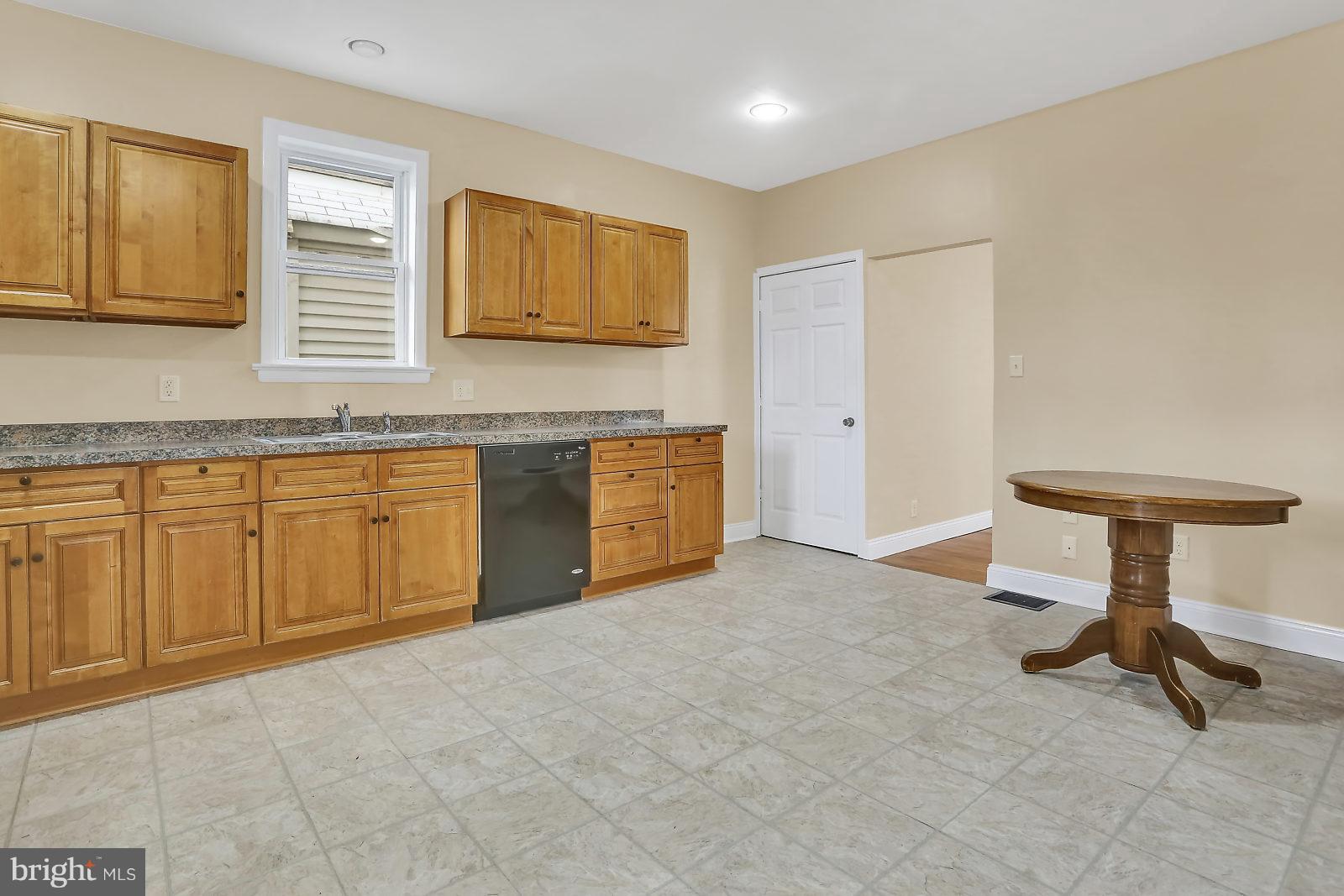 140 Lucknow Road Harrisburg, PA 17110 - Photo 10 of 25 Gallery Image 10