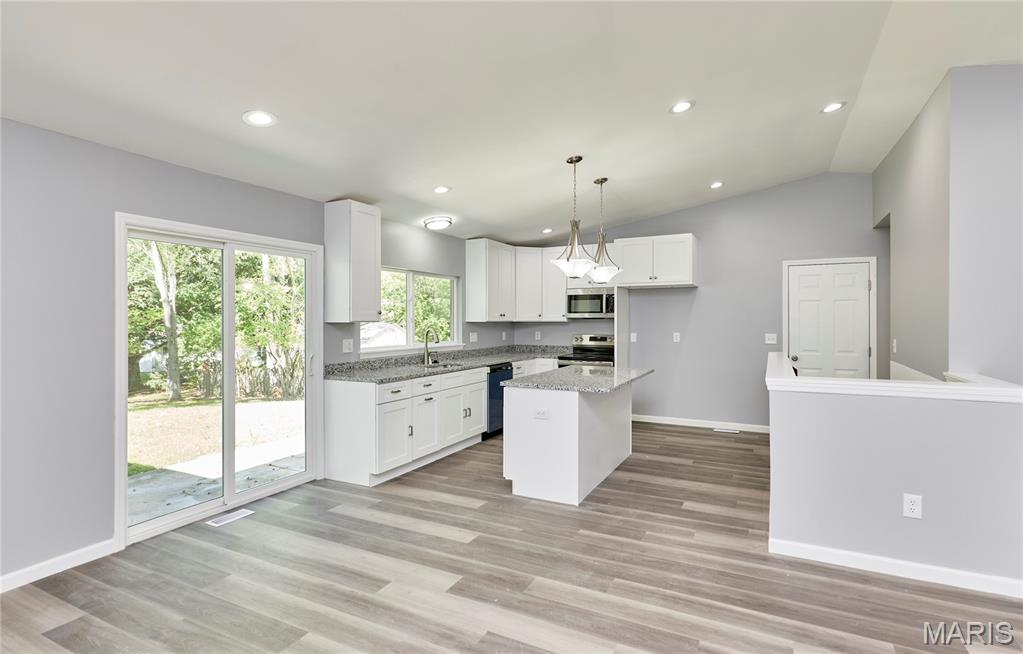 132 Mill Spring Lane St. Peters, MO 63376 - Photo 11 of 48