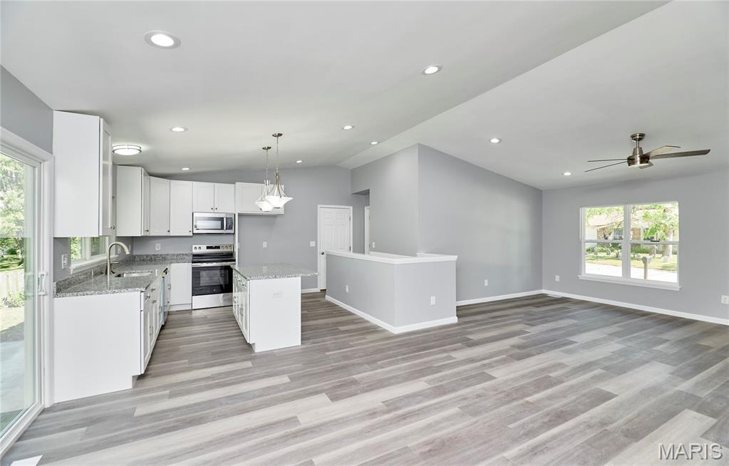 132 Mill Spring Lane St. Peters, MO 63376 - Photo 12 of 48