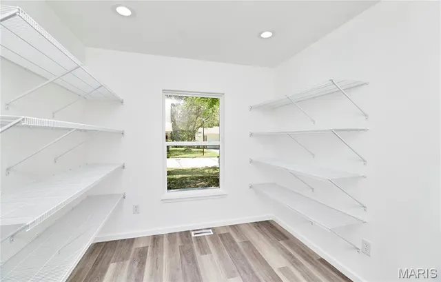 $339,900 | 132 Mill Spring Lane, St. Peters, MO 63376