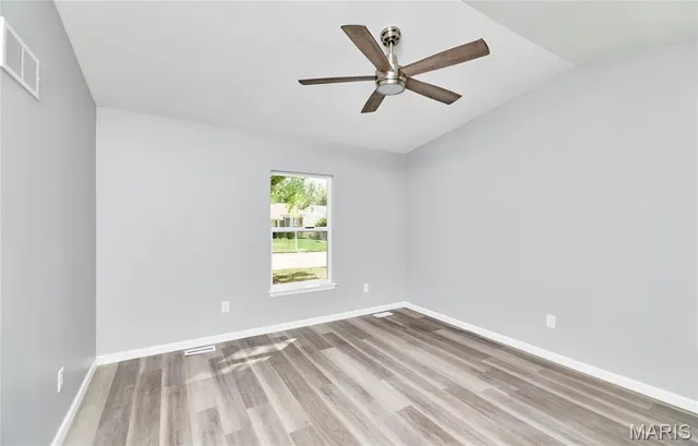 $339,900 | 132 Mill Spring Lane, St. Peters, MO 63376