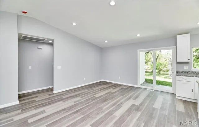 $339,900 | 132 Mill Spring Lane, St. Peters, MO 63376