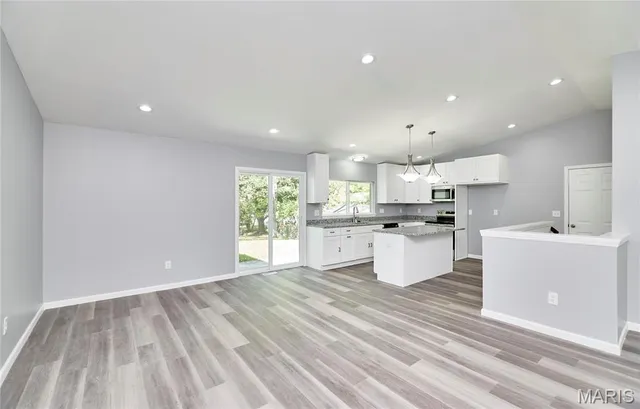 $339,900 | 132 Mill Spring Lane, St. Peters, MO 63376