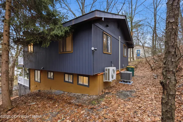 $295,000 | 2398 Woodcrest Drive, East Stroudsburg, PA 18302