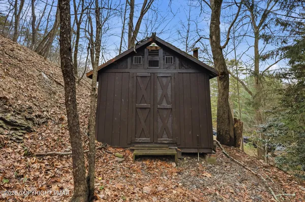 $295,000 | 2398 Woodcrest Drive, East Stroudsburg, PA 18302